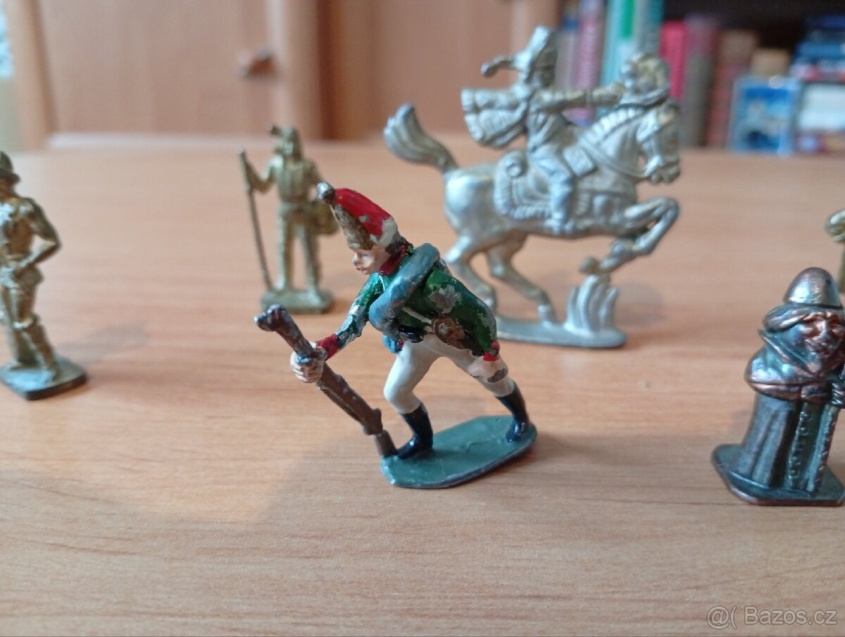 Retro hračky - kovový figurky