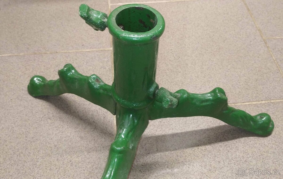 Retro stojan na vánoční stromek