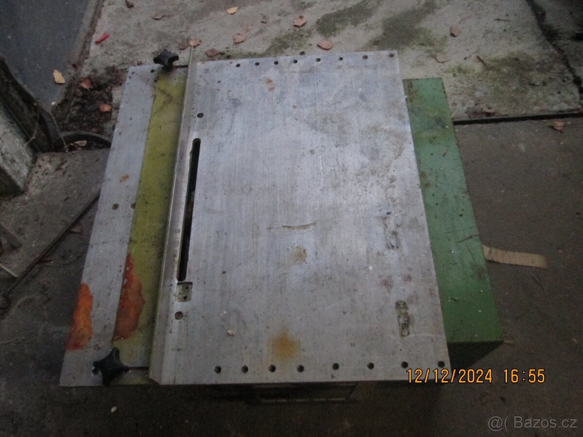 Prodám maloobráběcí stroj pro tluhláře