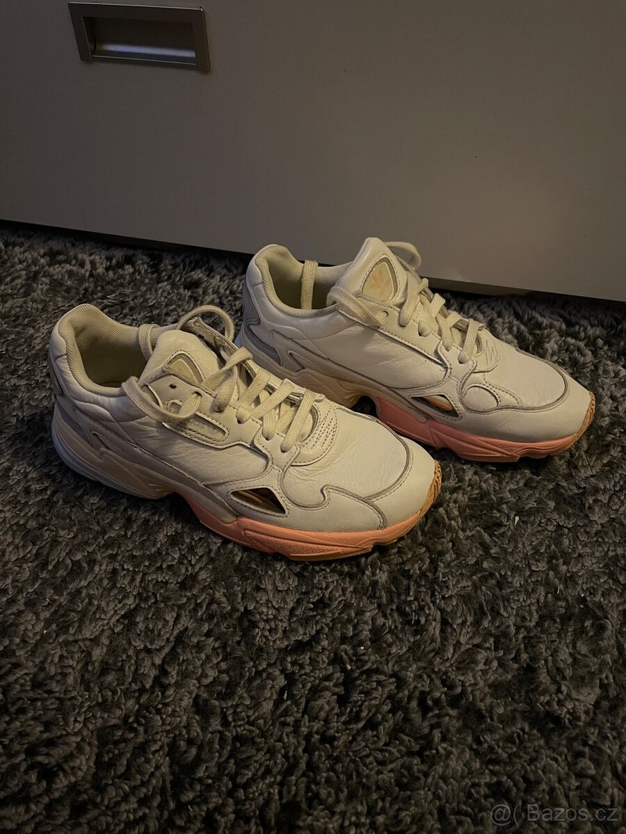 Dámské tenisky Adidas