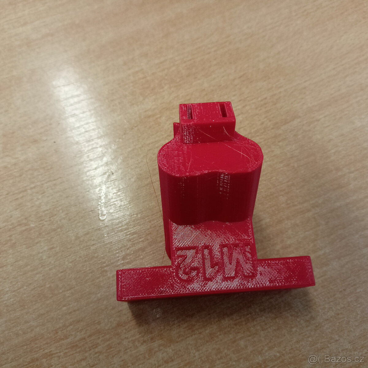 Držáky na baterie a vrtačku Milwaukee M12