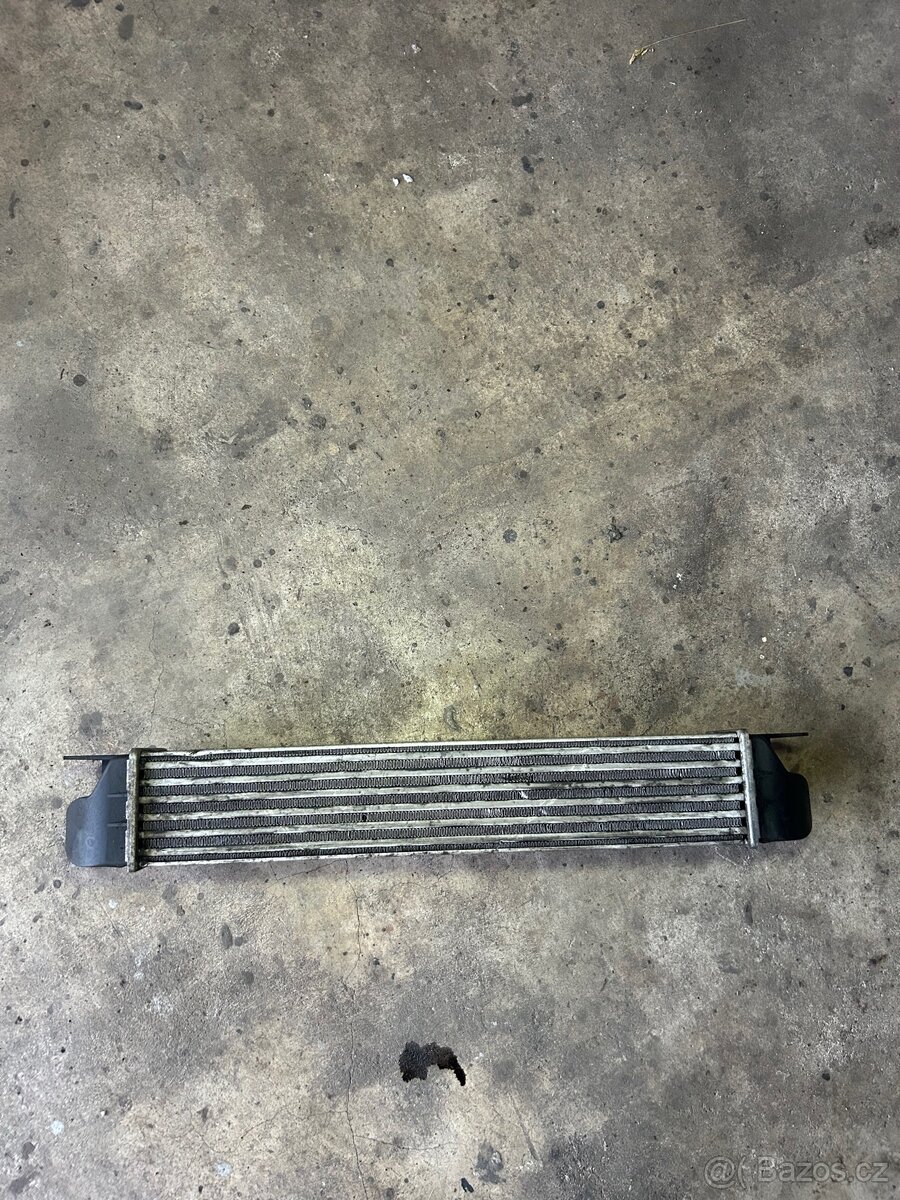 Bmw e39 530d inrercooler (chladič turba)