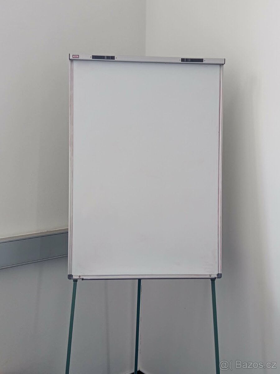 Bílá tabule magnetická, flipchart