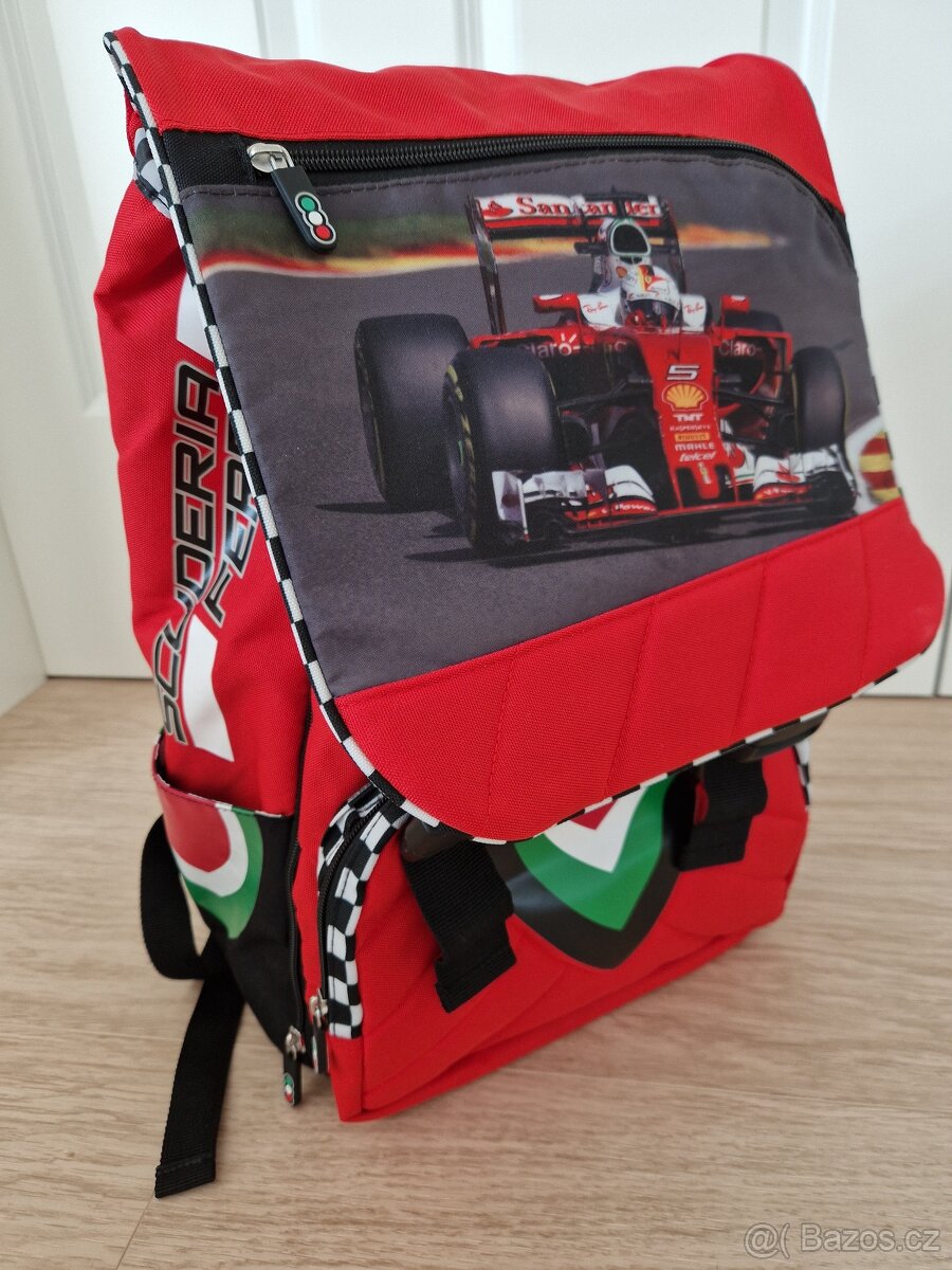 Školní batoh Scuderia Ferrari