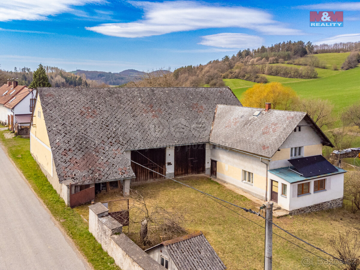 Prodej zemědělské usedlosti, 72 m², Křečovice