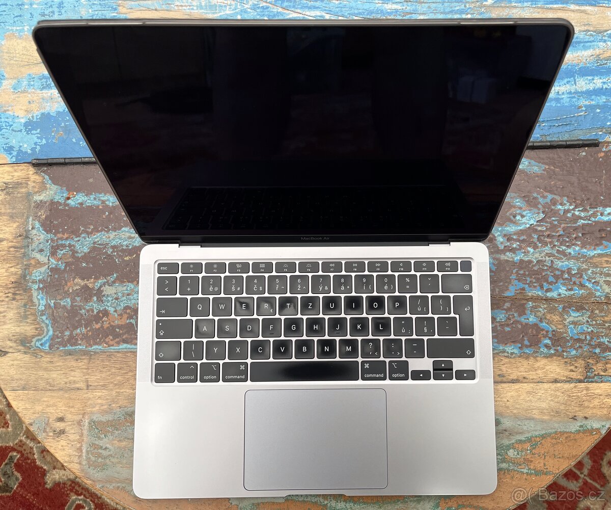 MacBook Air 13, Core i5 512GB SSD 8GB RAM, space grey 2020