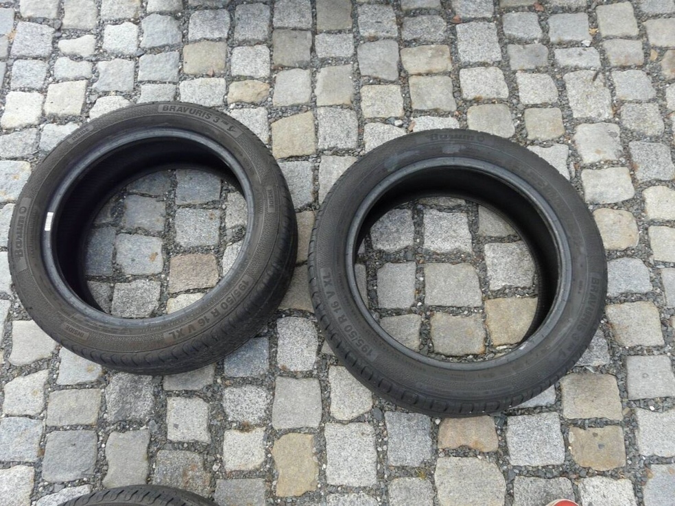 LETNÍ PNEU BARUM 195/50R16 V XL