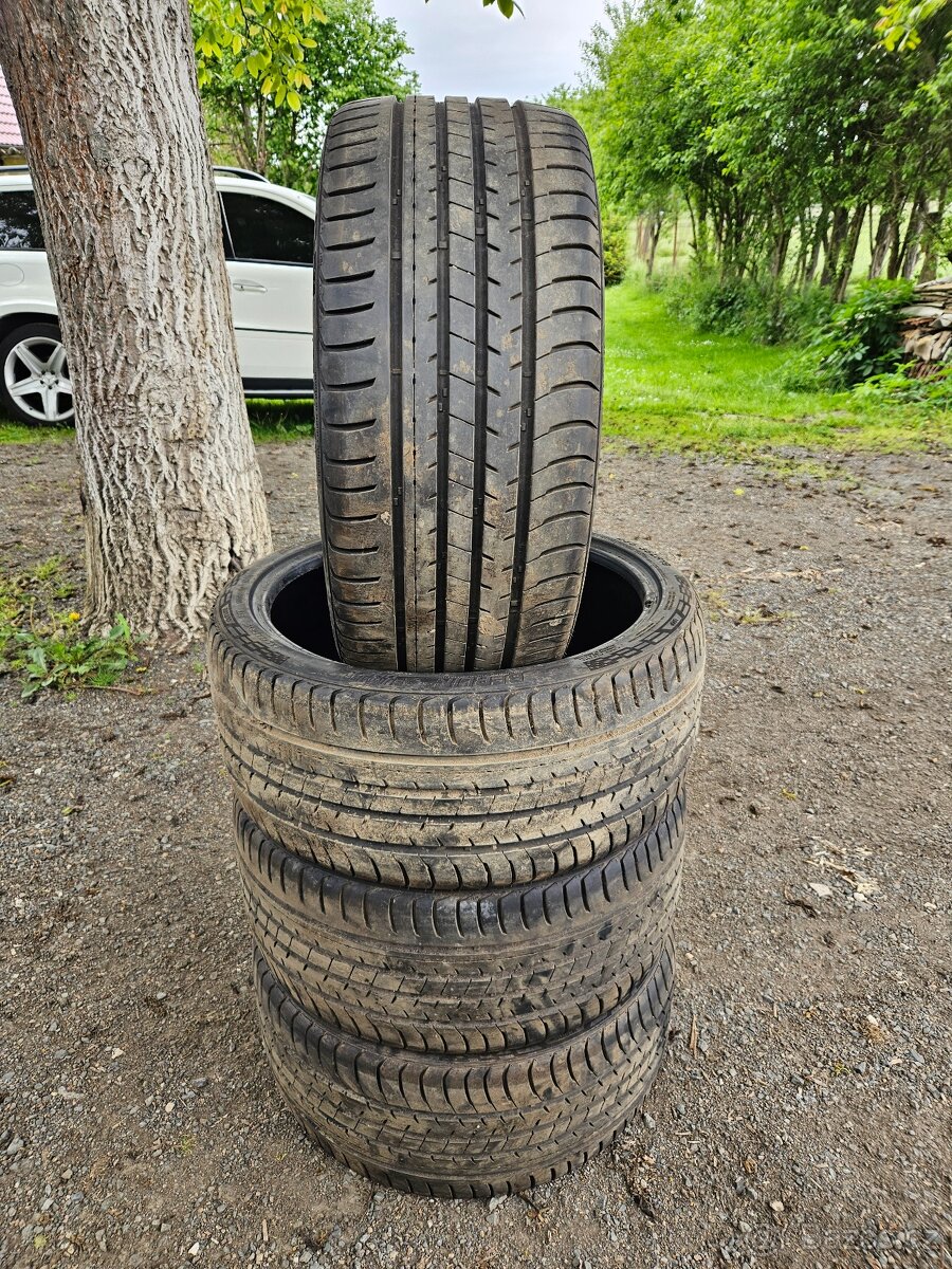 LETNÍ SADA PNEU 235/35/R19