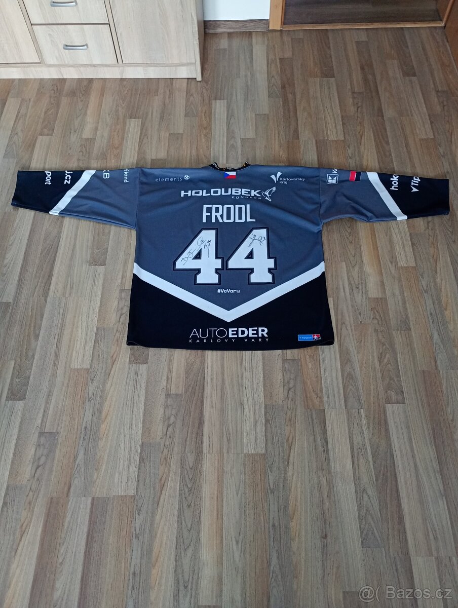 Prodej hokejového dresu HC ENERGIE KV