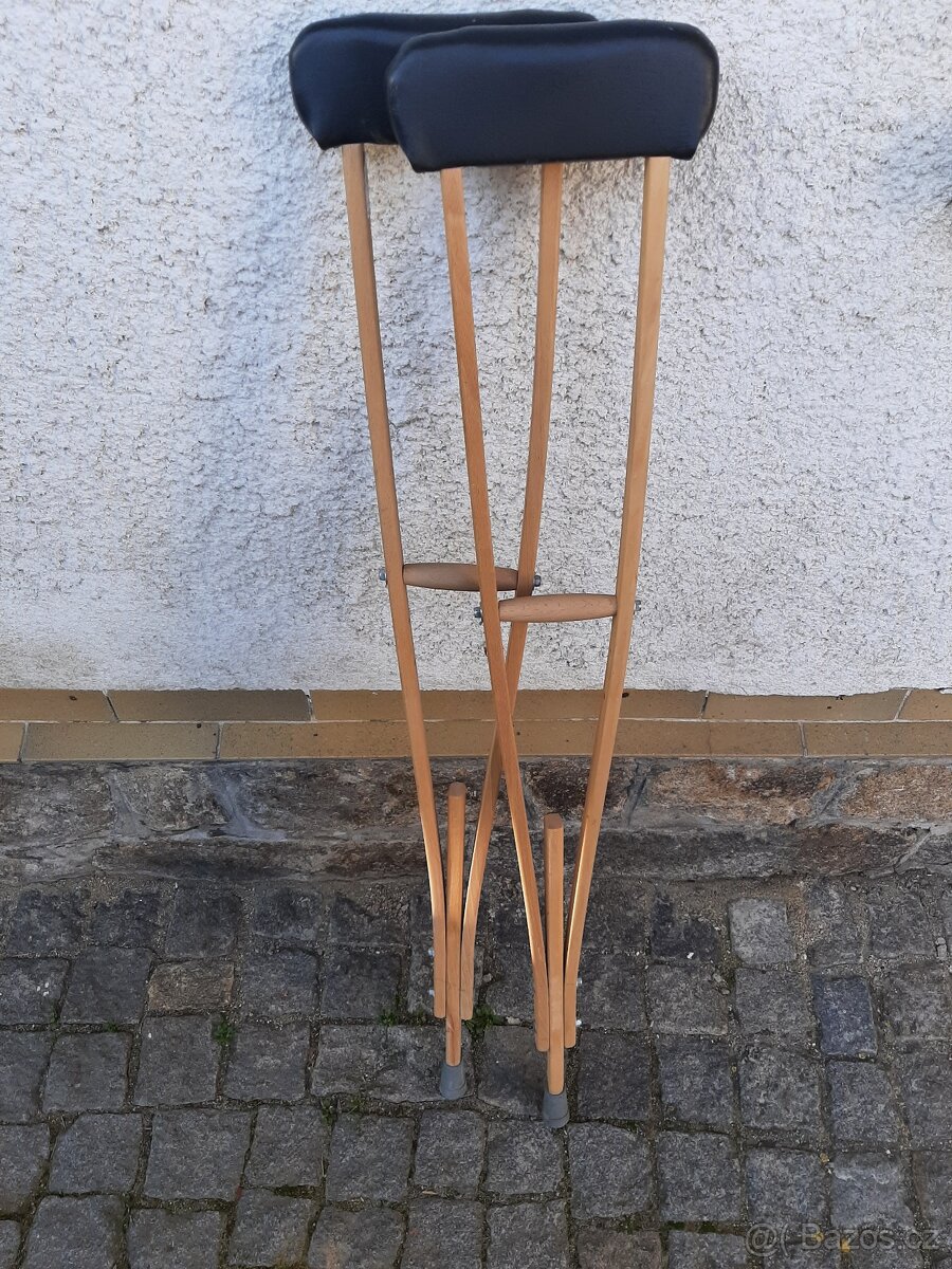 Podpazni berle