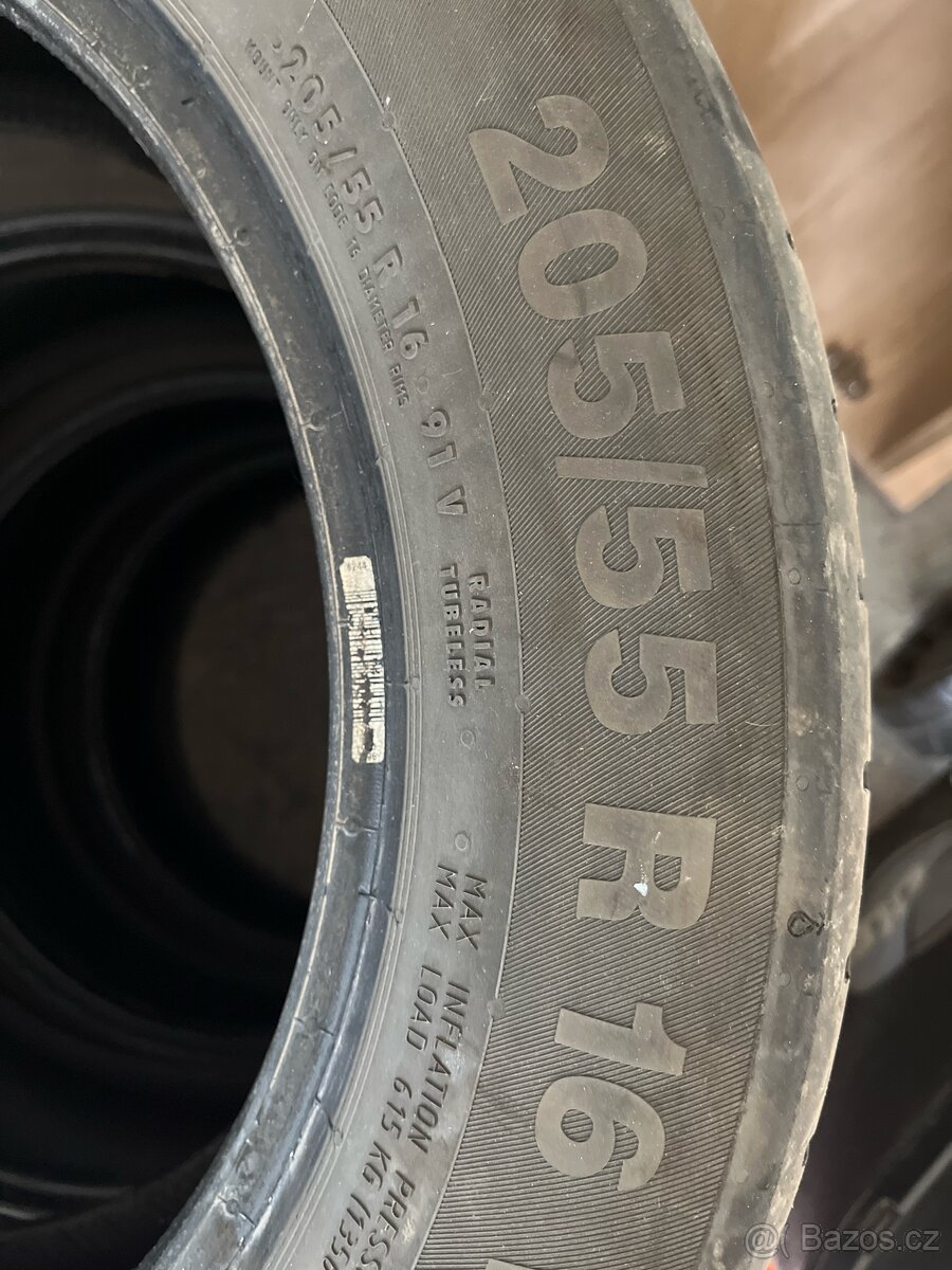 Pneu Continental 205/55 R 16 V