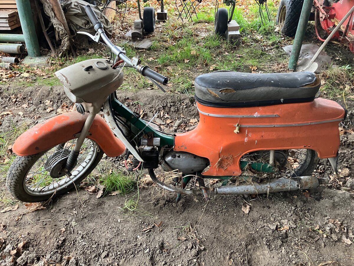 Jawa pionýr 50