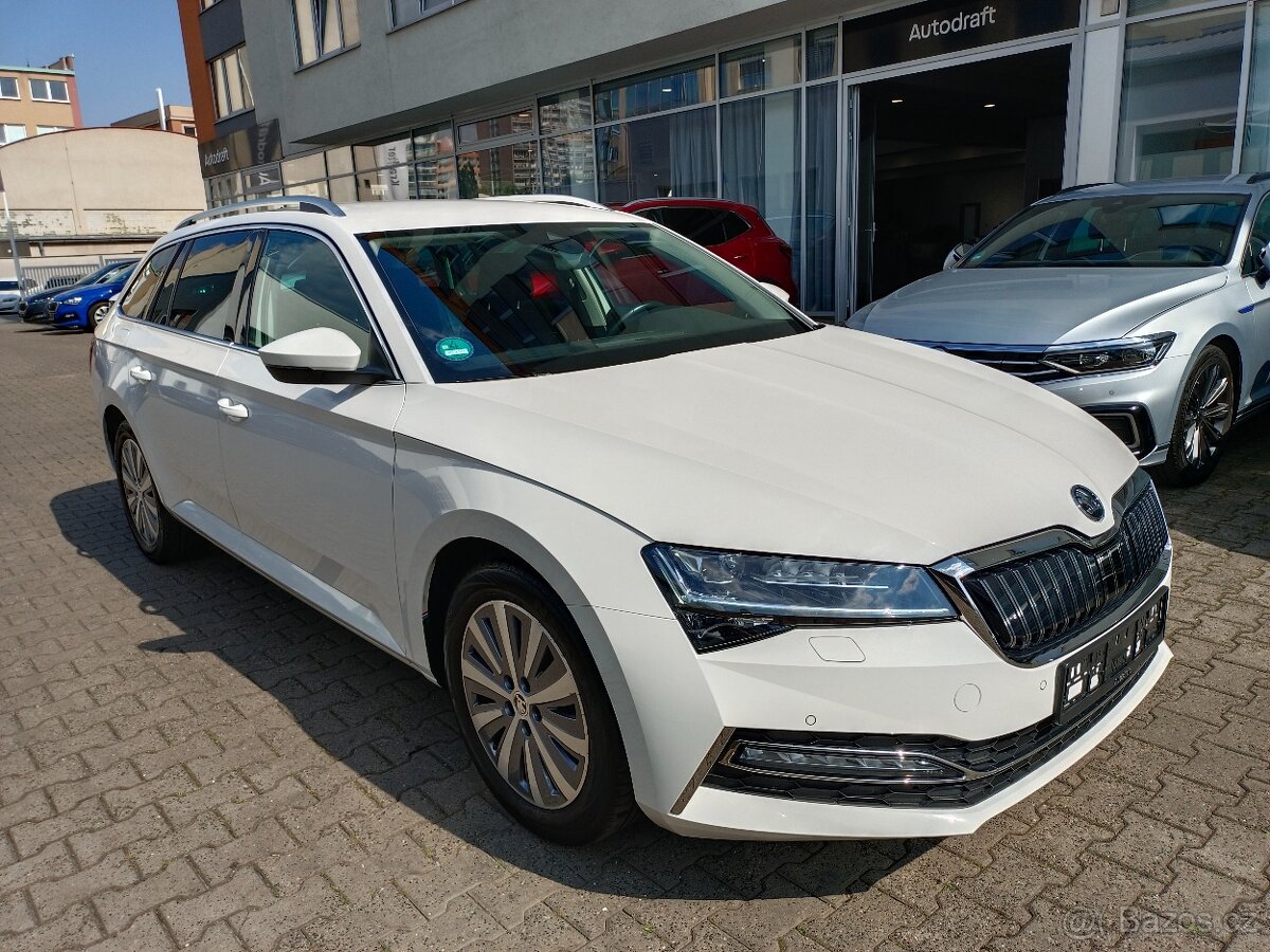 Škoda Superb iV Combi Style 1.4TSI 160kW DSG 88tkm DCC Tažné