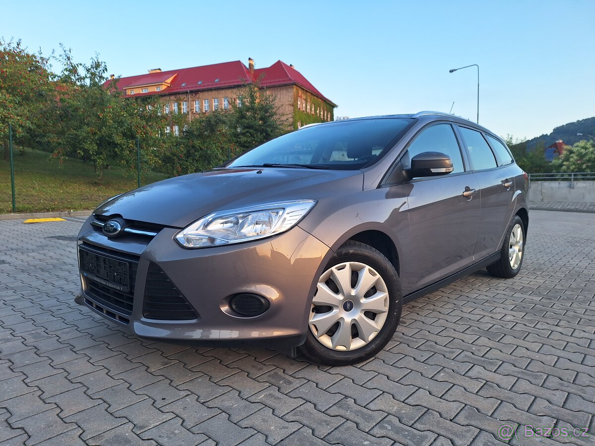 FORD FOCUS COMBI 1.6 77 KW BENZIN R.143