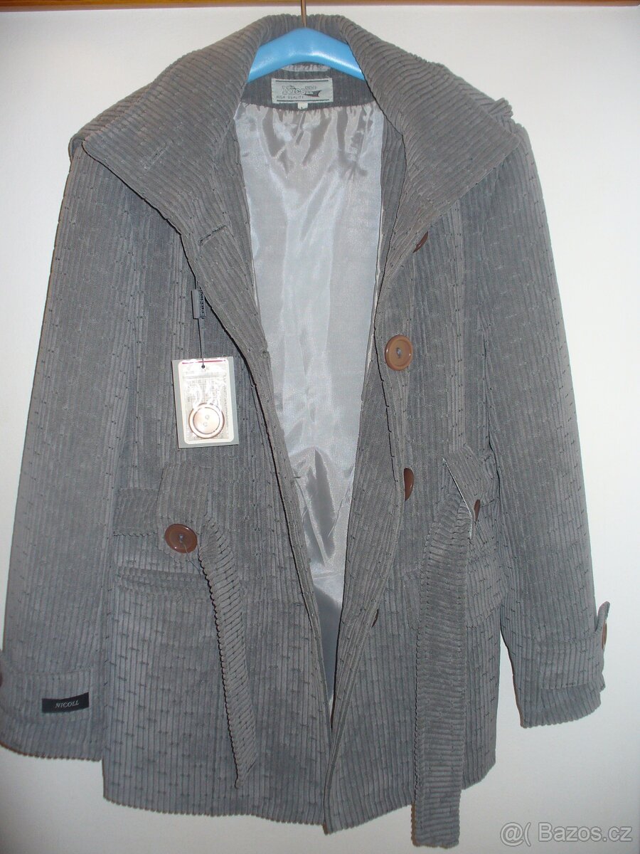 Krátký zimní kabátek