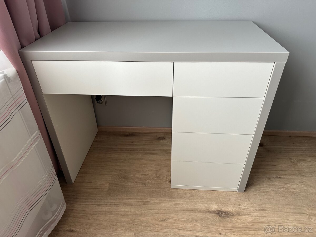 Prodám psací / toaletní stůl – ruční výroba na zakázku