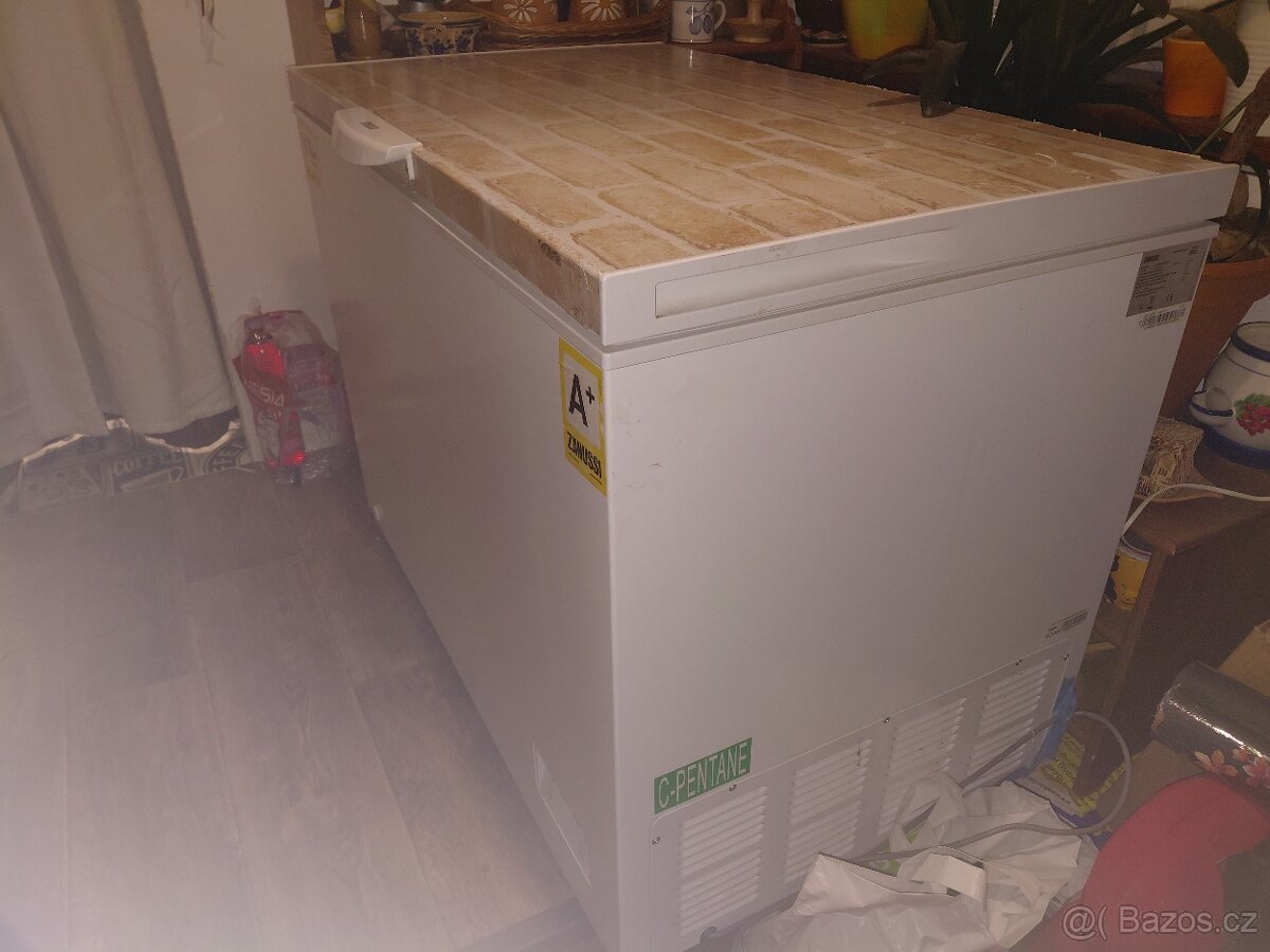 Pultový mrazák ZANUSSI