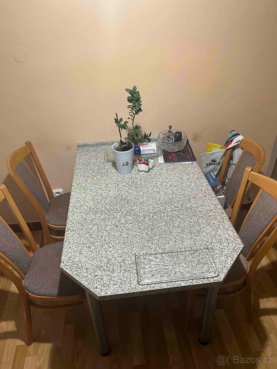 Jídelní set - Zachovalý stav