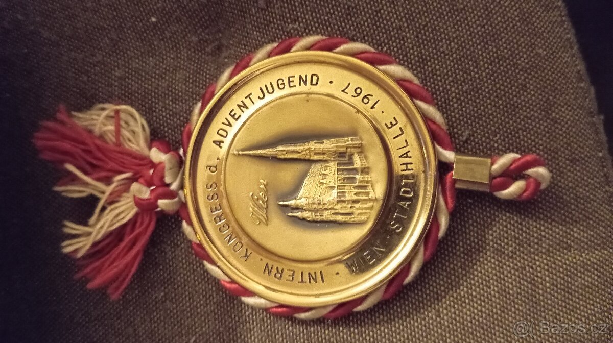 Pamatecni medaile mladi adventiste sedmeho dne