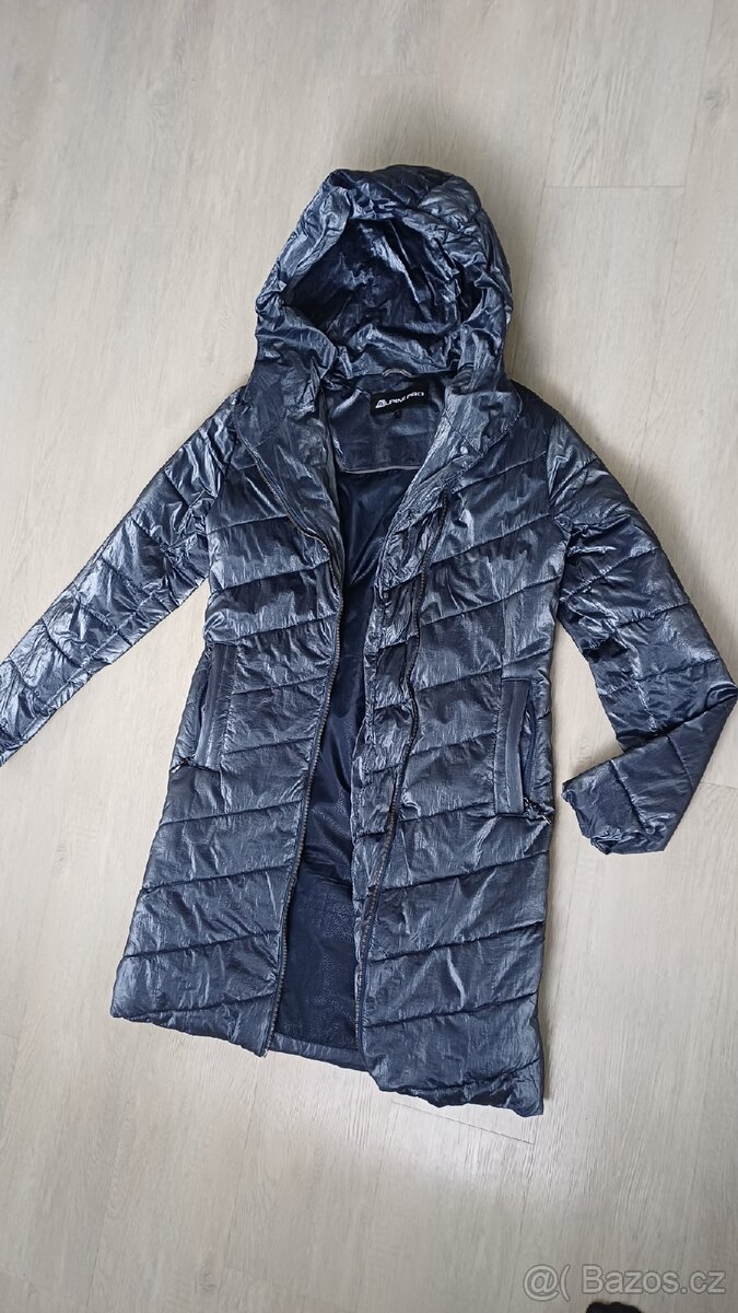 Dlouhý zimní prošívaný kabát/ bunda