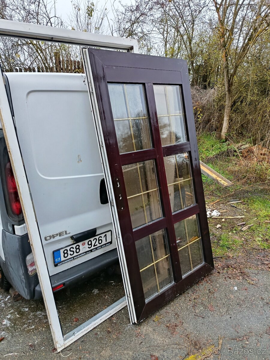 Prodam plas.dvere venkovní prave