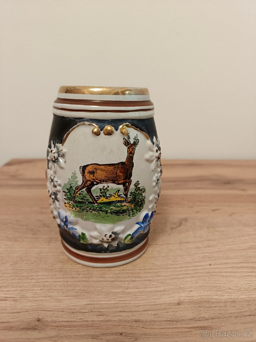 Korbel keramický. Auto M. Schulz