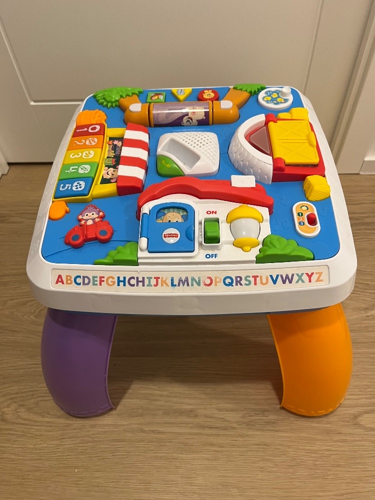 Pejskův hrací stoleček