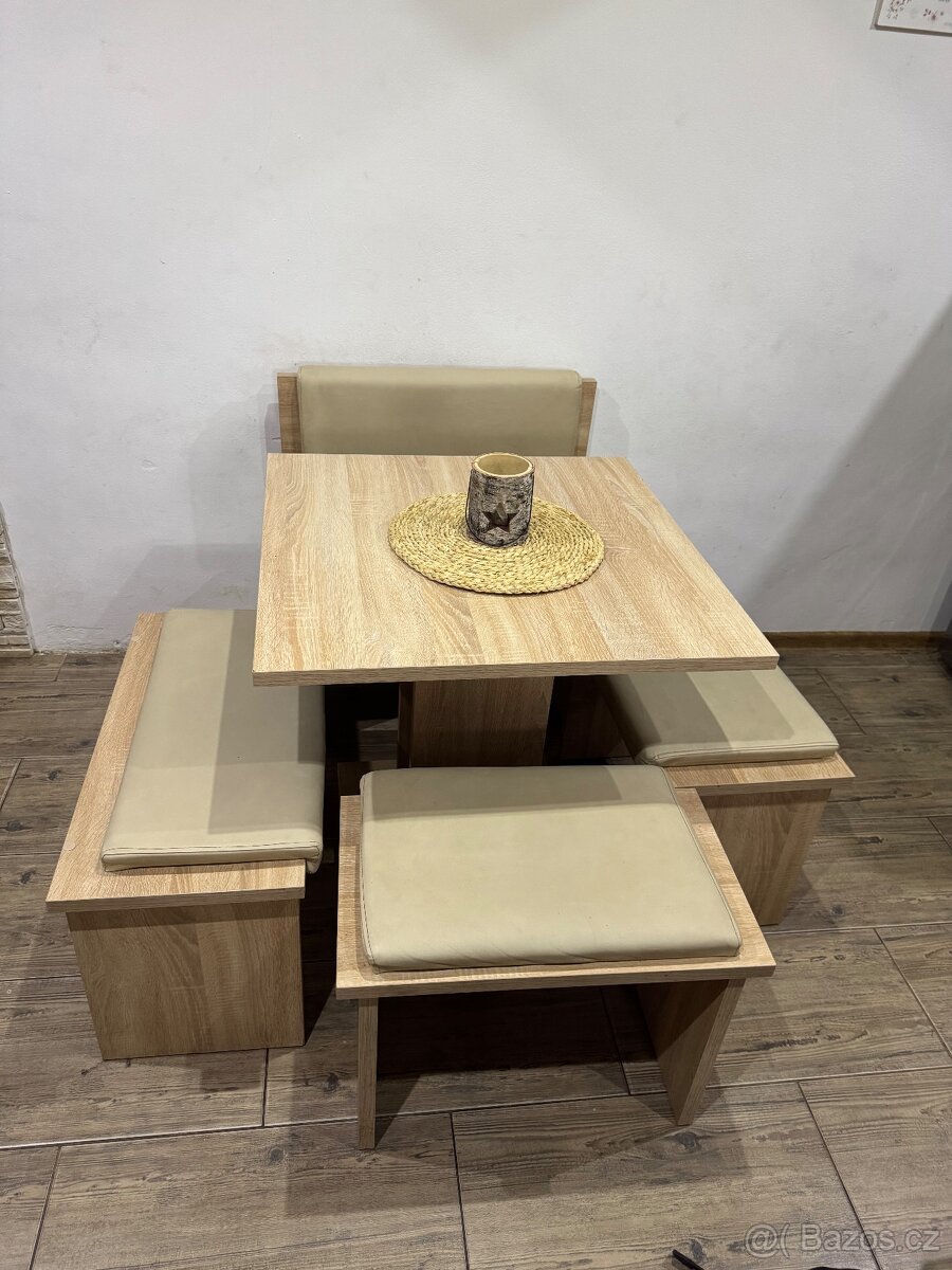Jídelní set