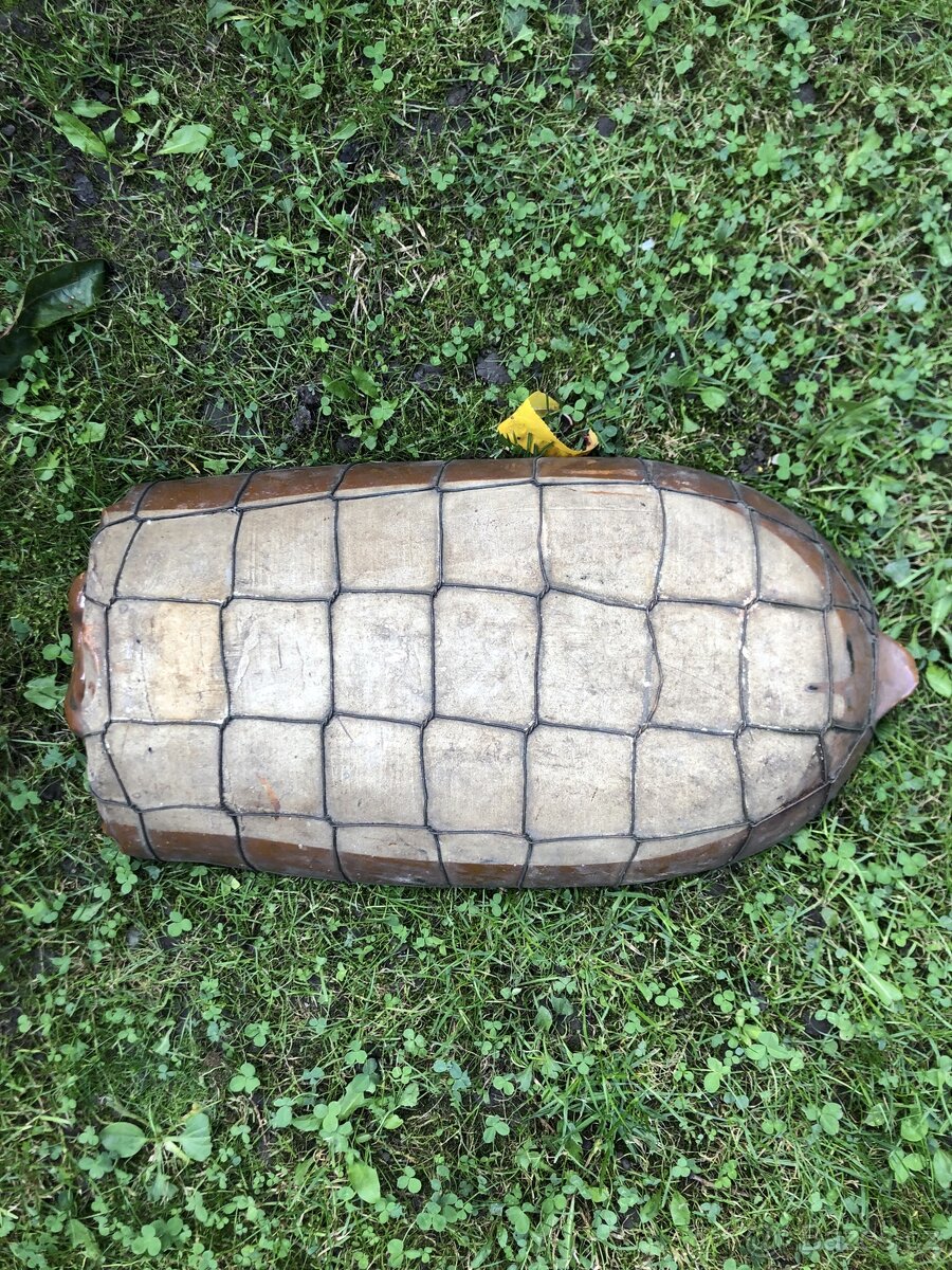 Drátovaný kameninový pekáč