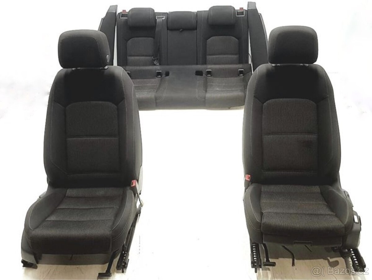 Volkswagen Passat B8 comfortline sedačky