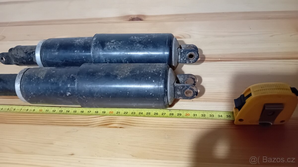 Zadní tlumiče pérování moto veterán