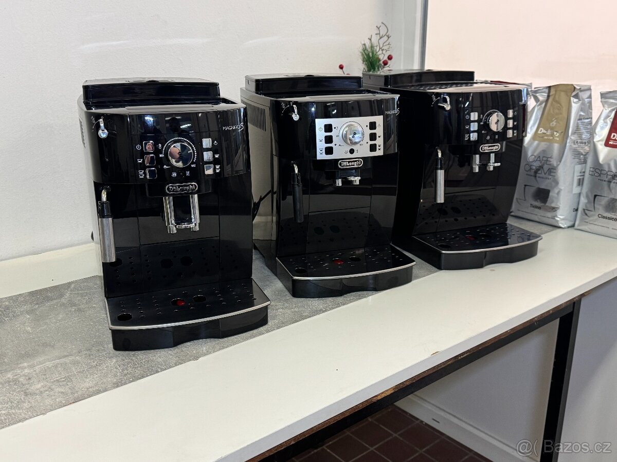 Kávovar Delonghi MAGNIFICA S