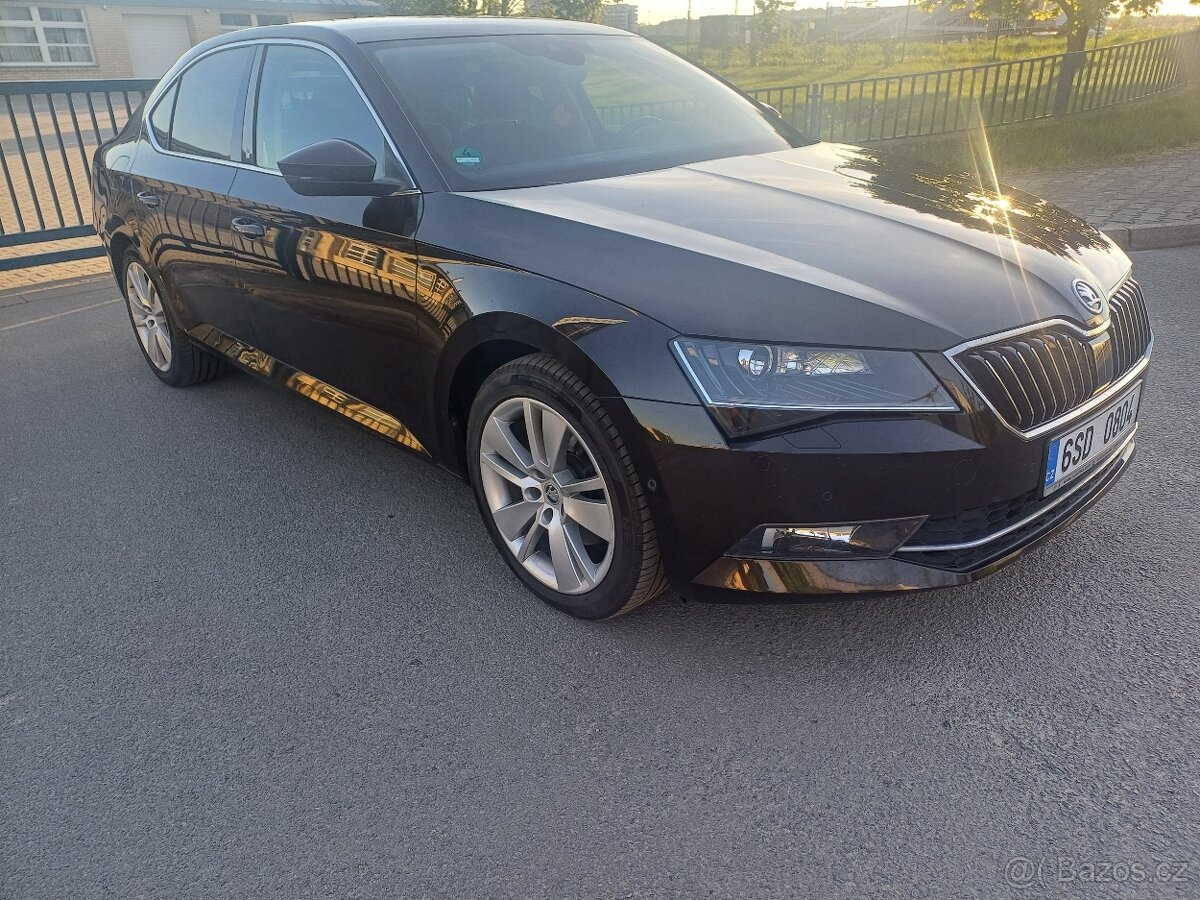Superb 3 1.4 tsi 110kW STYLE 126 tkm
