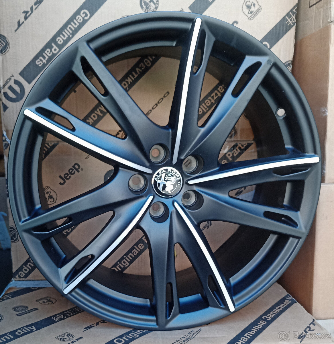 Nové alu disky Alfa Romeo 4C Coupe 5x98 r18