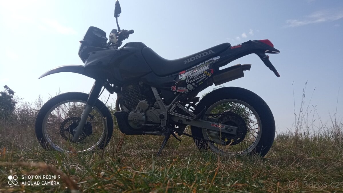 Honda NX 650 Dominátor r.v.2001