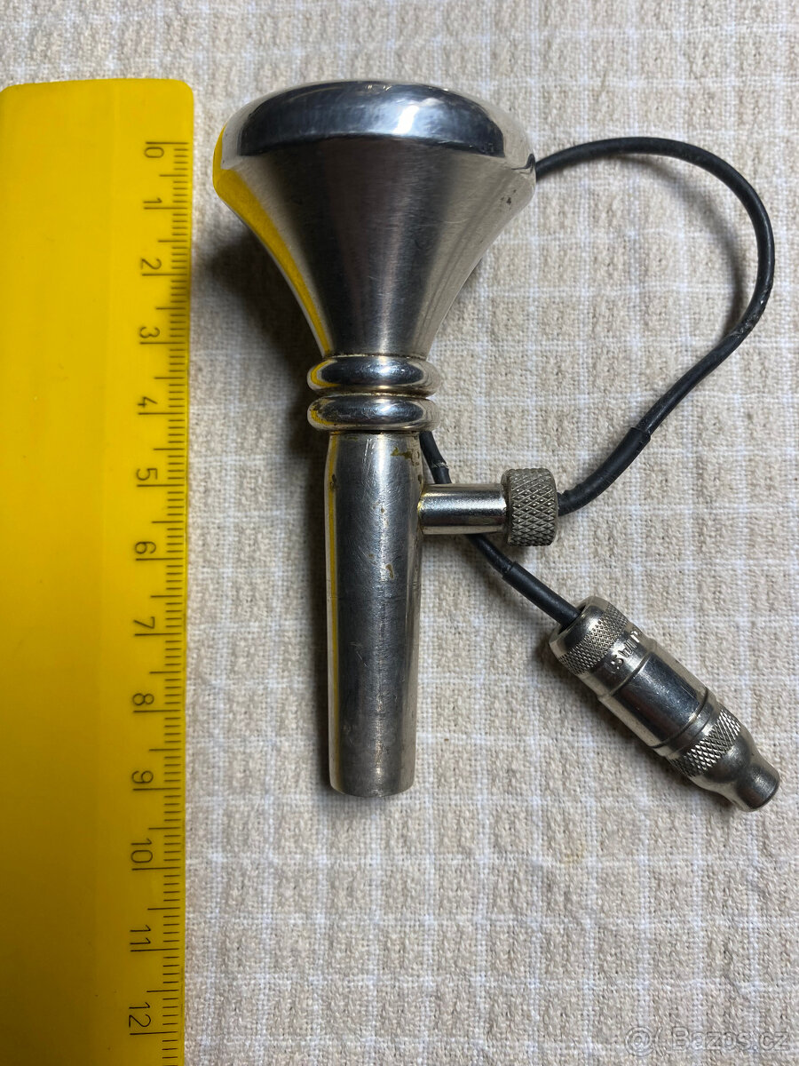 Experimentální nátrubek na trombon