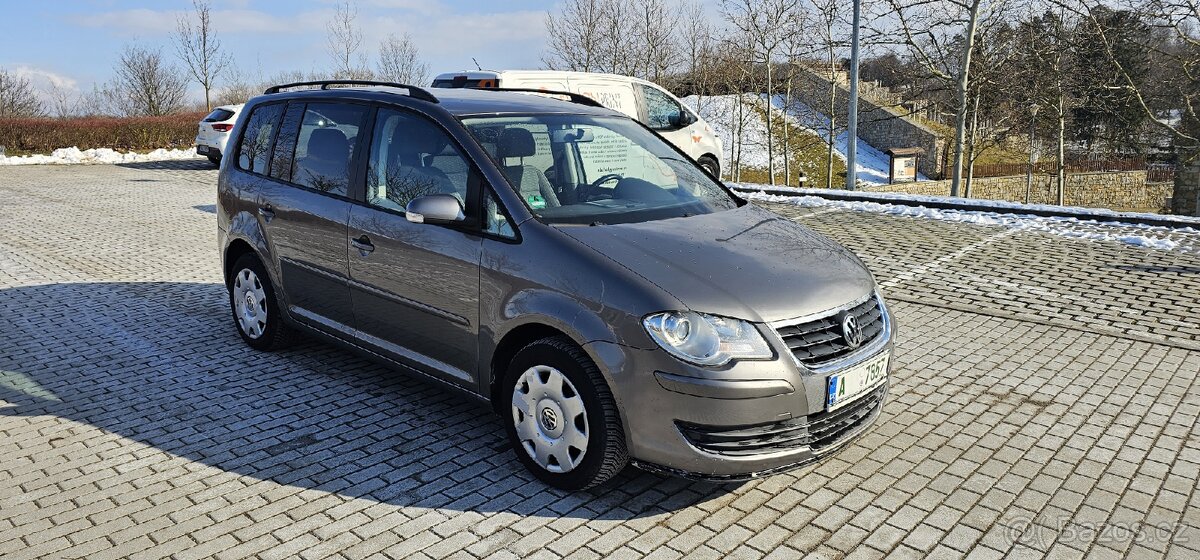 VW Touran 1.4TSi 103kw / Facelift / zachovalý stav
