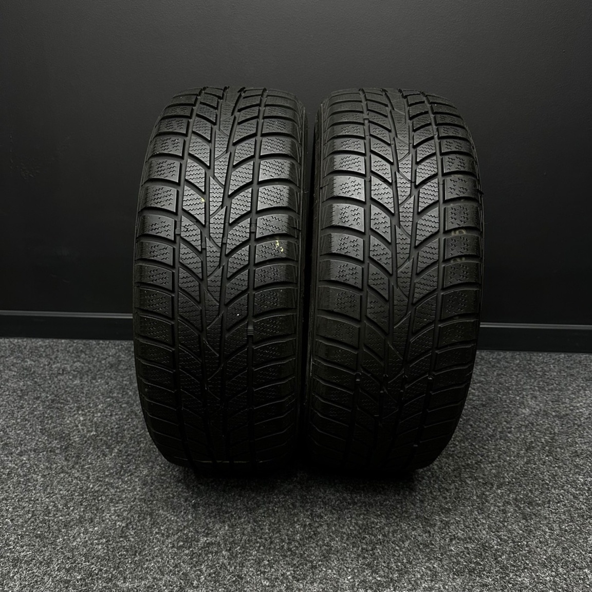 2ks pneu Hankook 205/55/16 91H