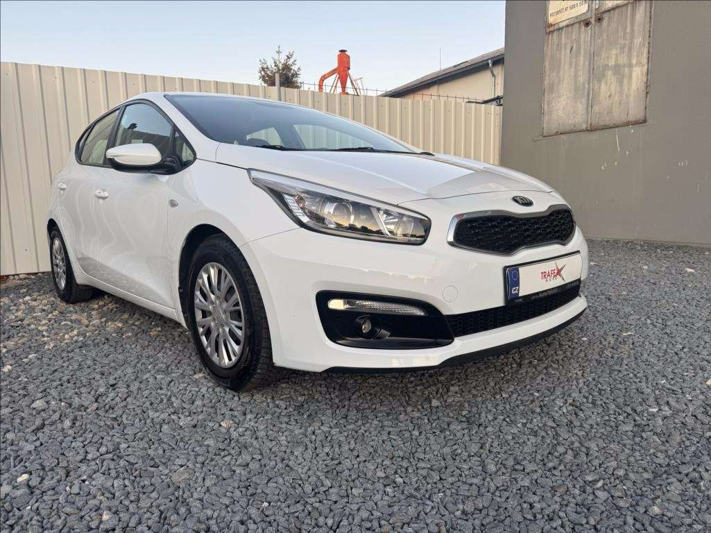 Kia Ceed 1,4 i,73kW,DPH,1.maj.,původČR