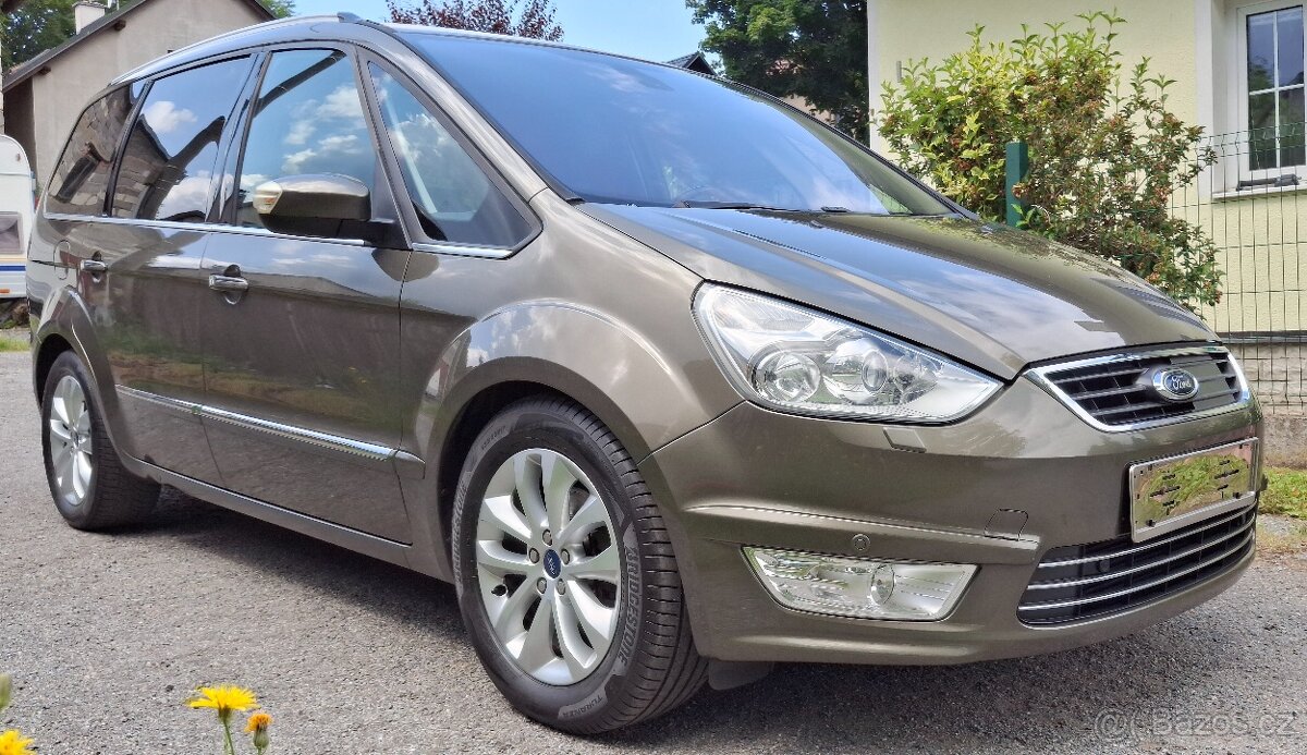 Ford Galaxy,TITANIUM, 2.2 TDCI,147 KW,7 míst,tažné