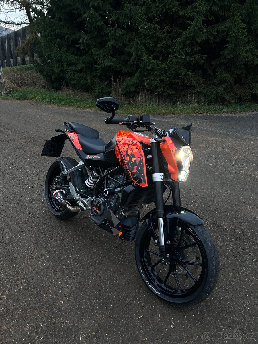 Ktm duke 125 (r.v.2016)