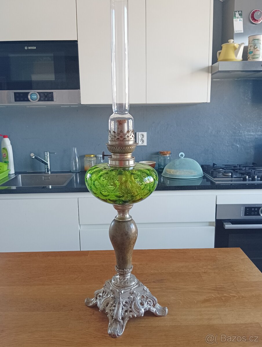 STAROŽITNÁ PETROLEJKA VE STYLU HISTORISMU(DRUHÉ ROKOKO),1900