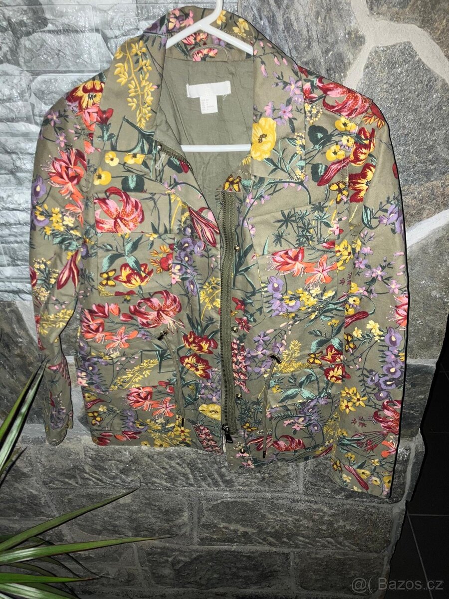 Stylová dámská bundička