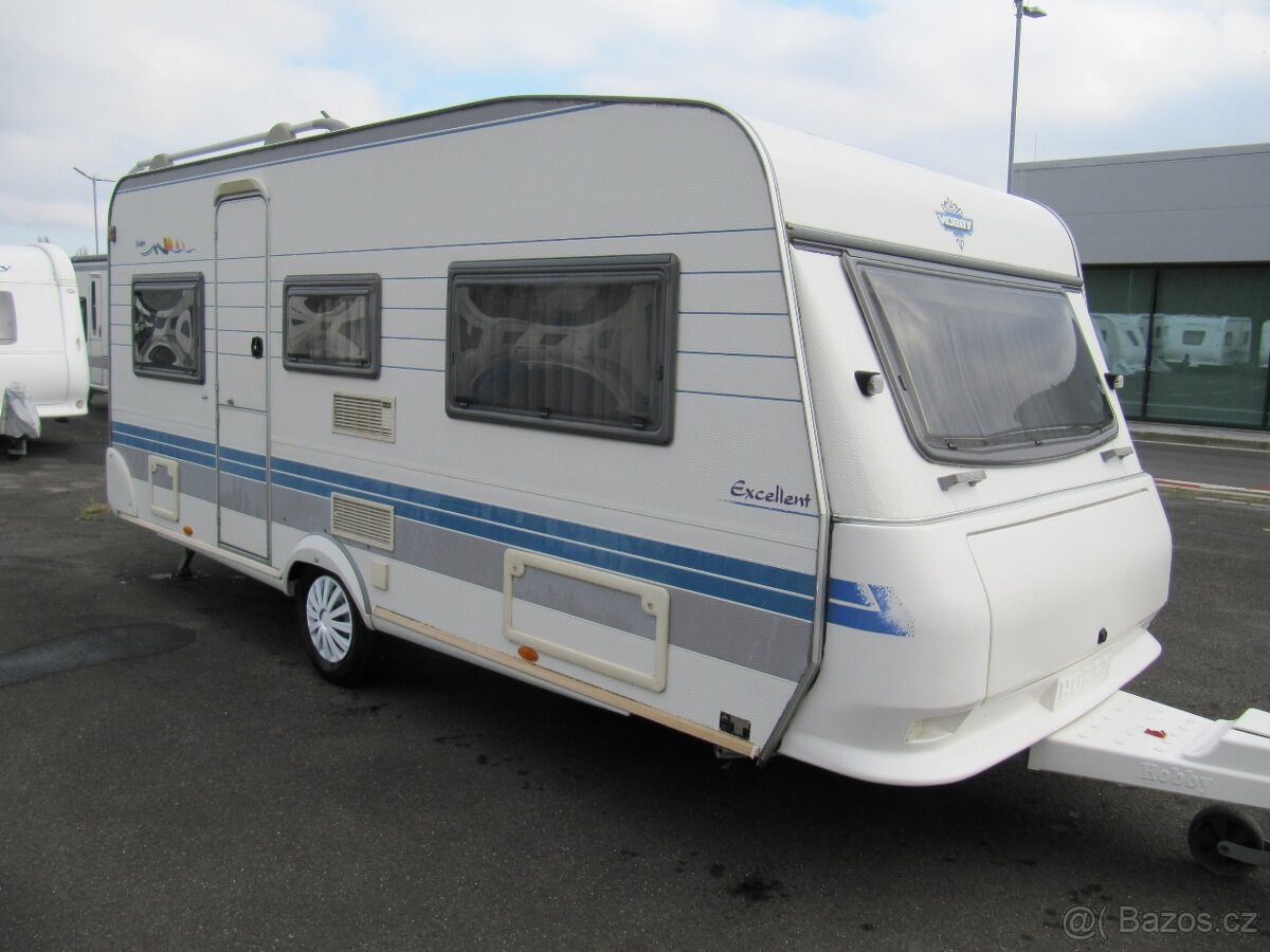 Prpdám karavan Hobby 495 UF,r.v.2002 + předstan + nosič kol.