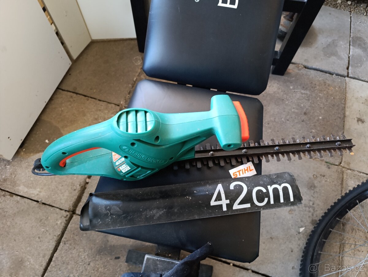 Elektrický zastřihávač B&D