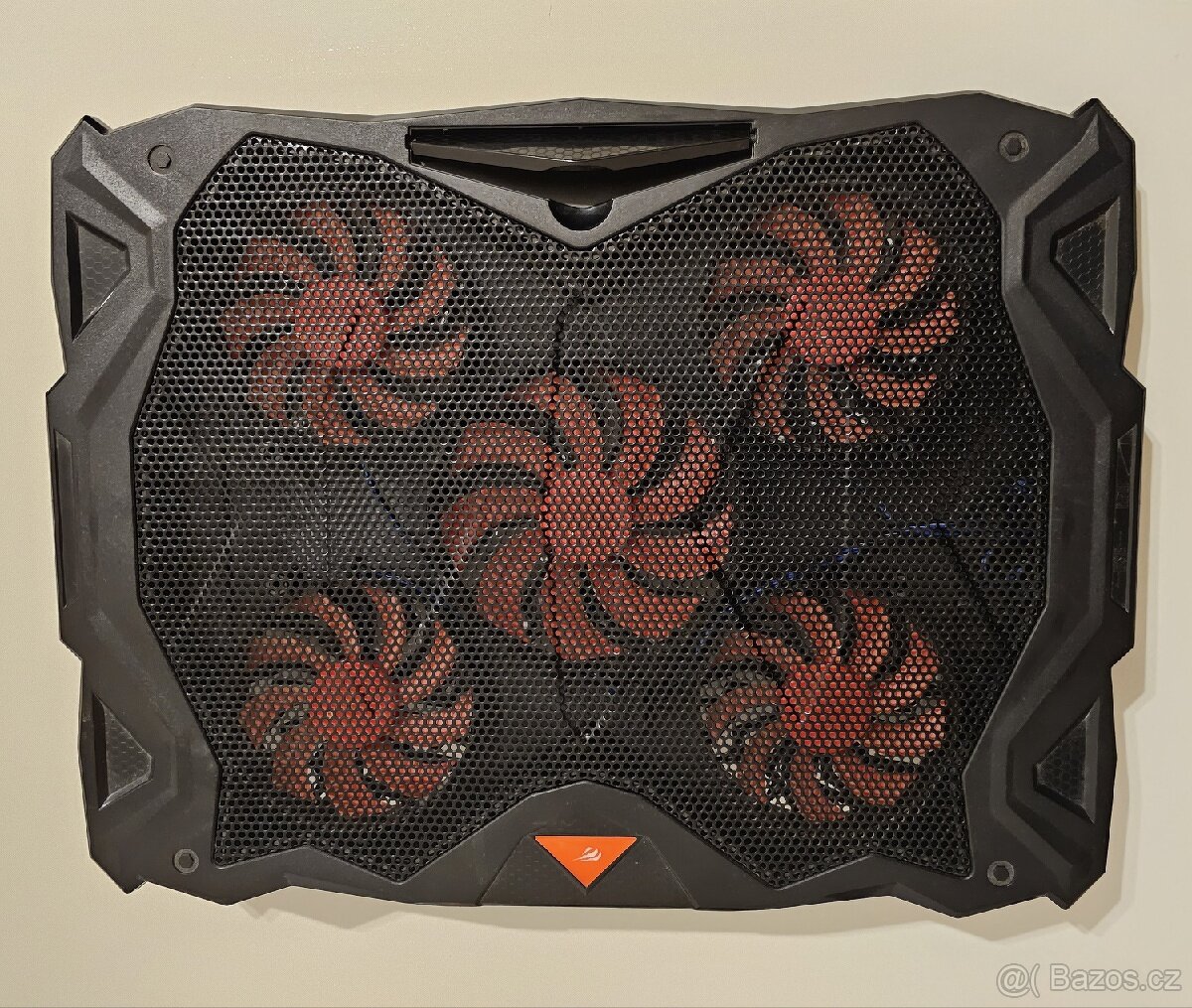 Chladicí podložka pro notebook
НAVIT HV-F2056 15,6"-17"