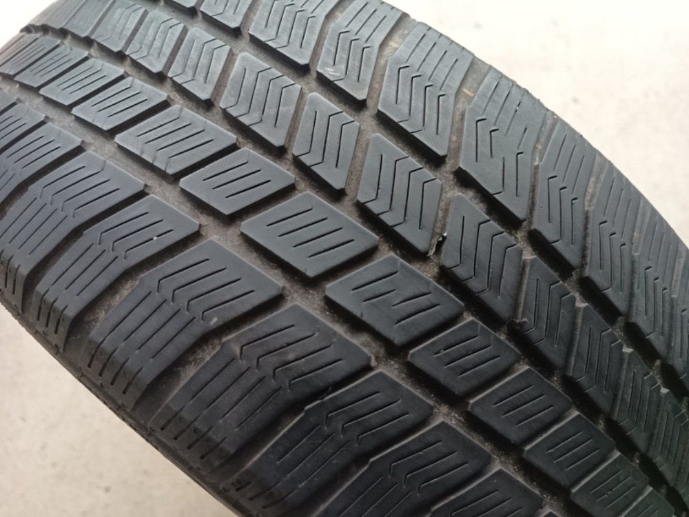 205/60 R15 BARUM (3617)
