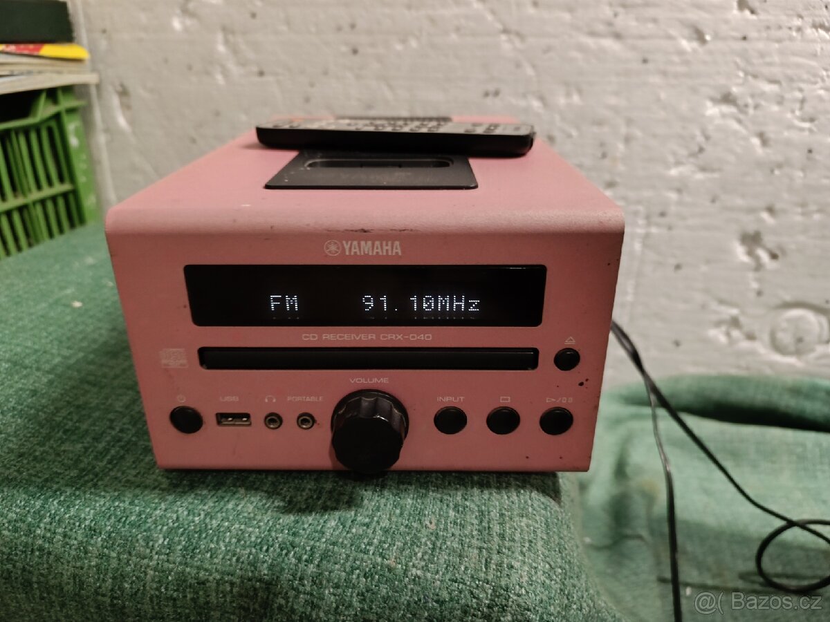 HiFi Yamaha CRX-0040 + dálkový ovladač
