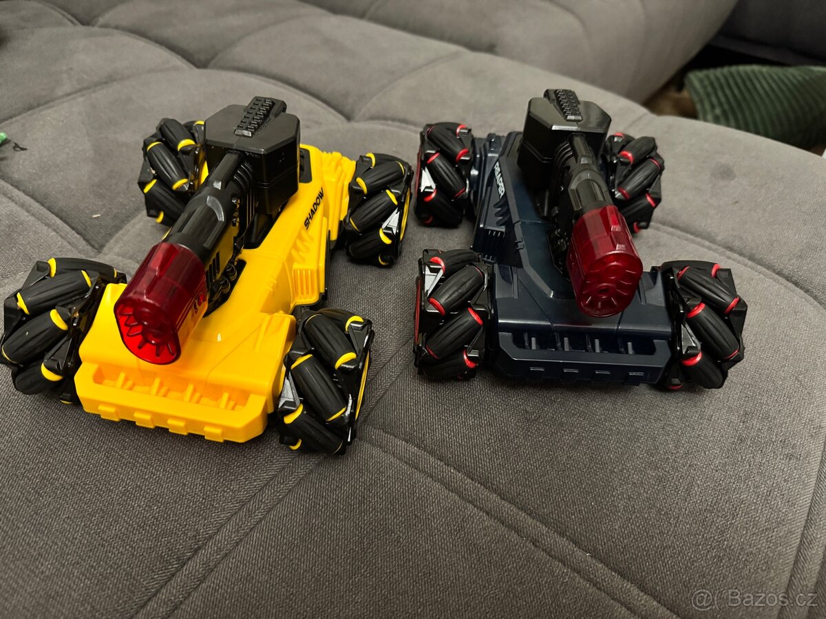 Auto autíčko na ovládání hra při dvě děti