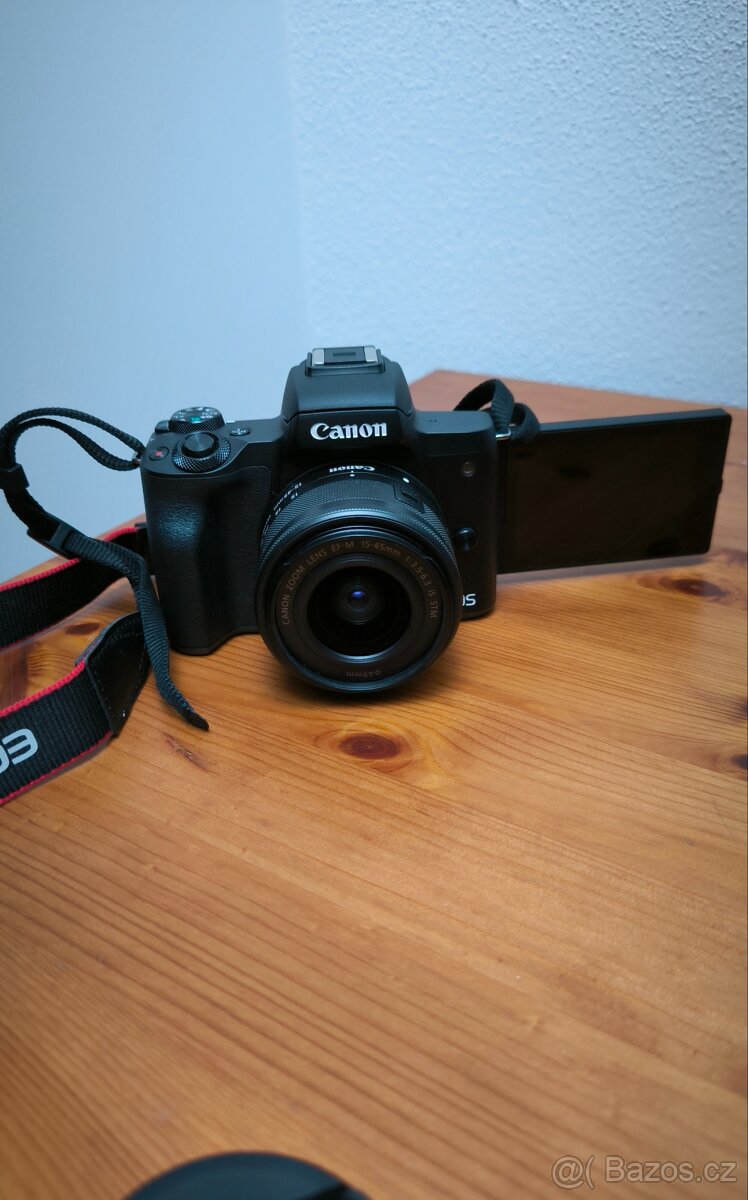 Bezzrcadlovka Canon EOS M 50 + Canon brašna